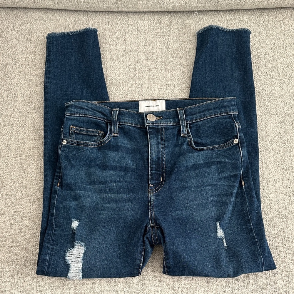 Current/Elliott Dark Blue Distressed Skinny Jeans 28